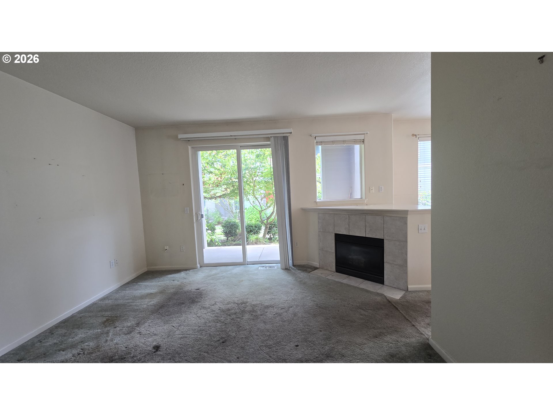 4518 Southwest 11th Street Gresham, OR 97080 - Photo 6 of 24 Gallery Image 6