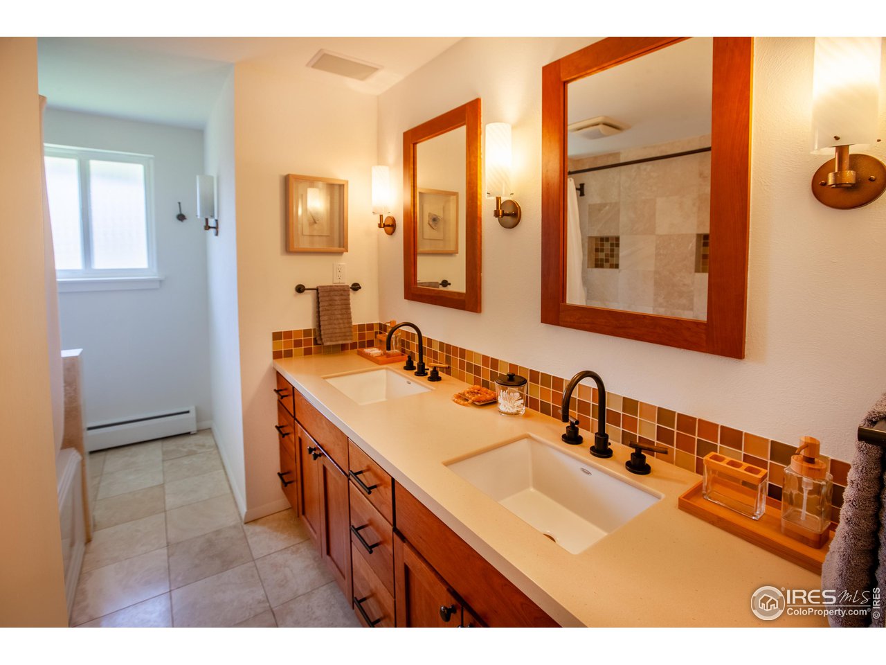 2465 Glenwood Drive Boulder, CO 80304 - Photo 13 of 24 Hall Bathroom