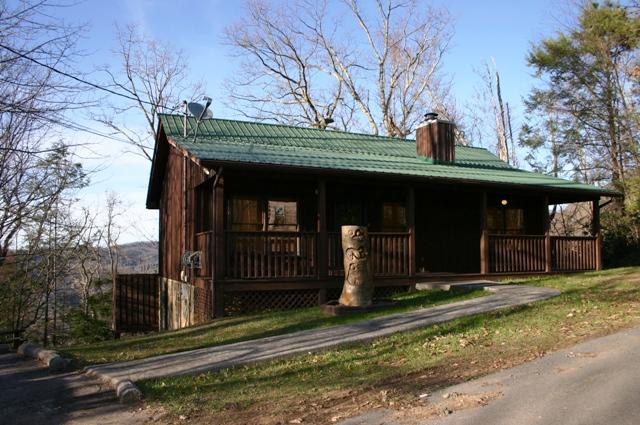 714 Topside Road Gatlinburg, TN 37738 - Photo 2 of 28 better new main.JPG