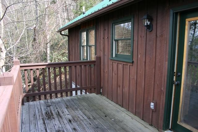 714 Topside Road Gatlinburg, TN 37738 - Photo 17 of 28 Back deck