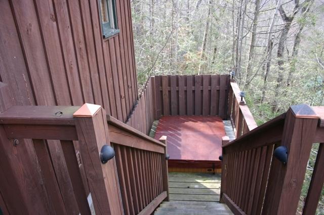 714 Topside Road Gatlinburg, TN 37738 - Photo 18 of 28 hot tub