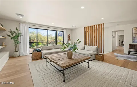$2,895,000 | 4035 East McDonald Drive, Phoenix, AZ 85018