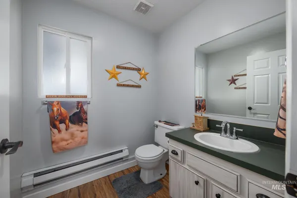 $975,000 | 644 Ontario Heights Road, Ontario, OR 97914