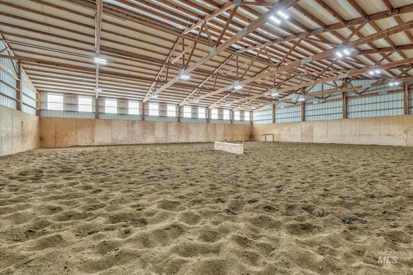 $975,000 | 644 Ontario Heights Road, Ontario, OR 97914