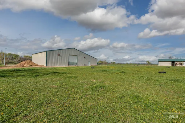 $975,000 | 644 Ontario Heights Road, Ontario, OR 97914