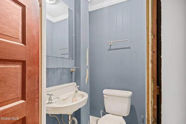 $165,000 | 4 South William Street, Johnstown, NY 12095