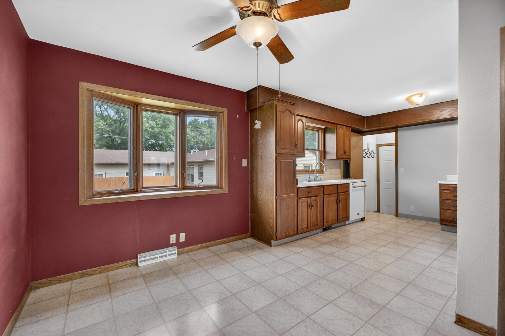 5770 Poppy Garden Road Colona, IL 61241 - Photo 10 of 29