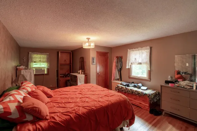 $209,500 | 702 9th Avenue South, St. James, MN 56081