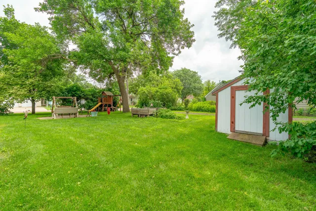 $209,500 | 702 9th Avenue South, St. James, MN 56081