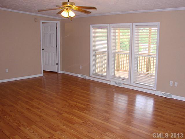 385 South Paraham Road York, SC 29745 - Photo 5 of 13