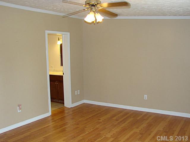 385 South Paraham Road York, SC 29745 - Photo 8 of 13