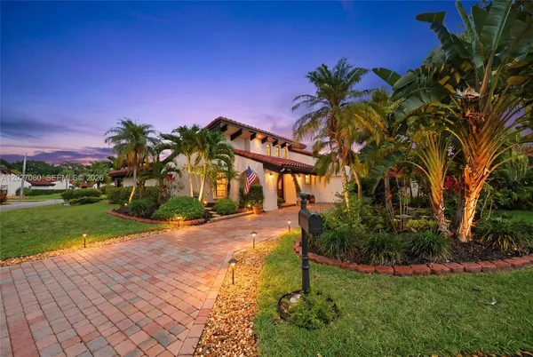 $439,000 | 8189 Pine Circle, Unit 49, Tamarac, FL 33321