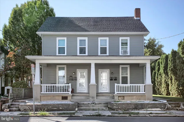 $1,050 | 424 West Main Street, Palmyra, PA 17078