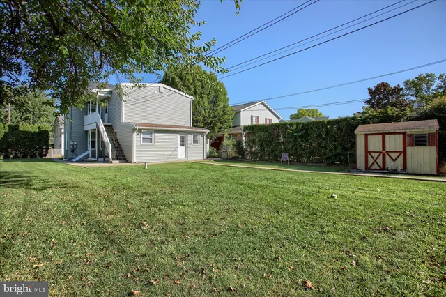 $1,050 | 424 West Main Street, Palmyra, PA 17078