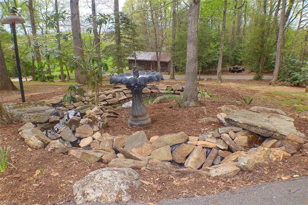384 South River Ridge Road Jonesville, NC 28642 - Photo 7 of 30 Gallery Image 7