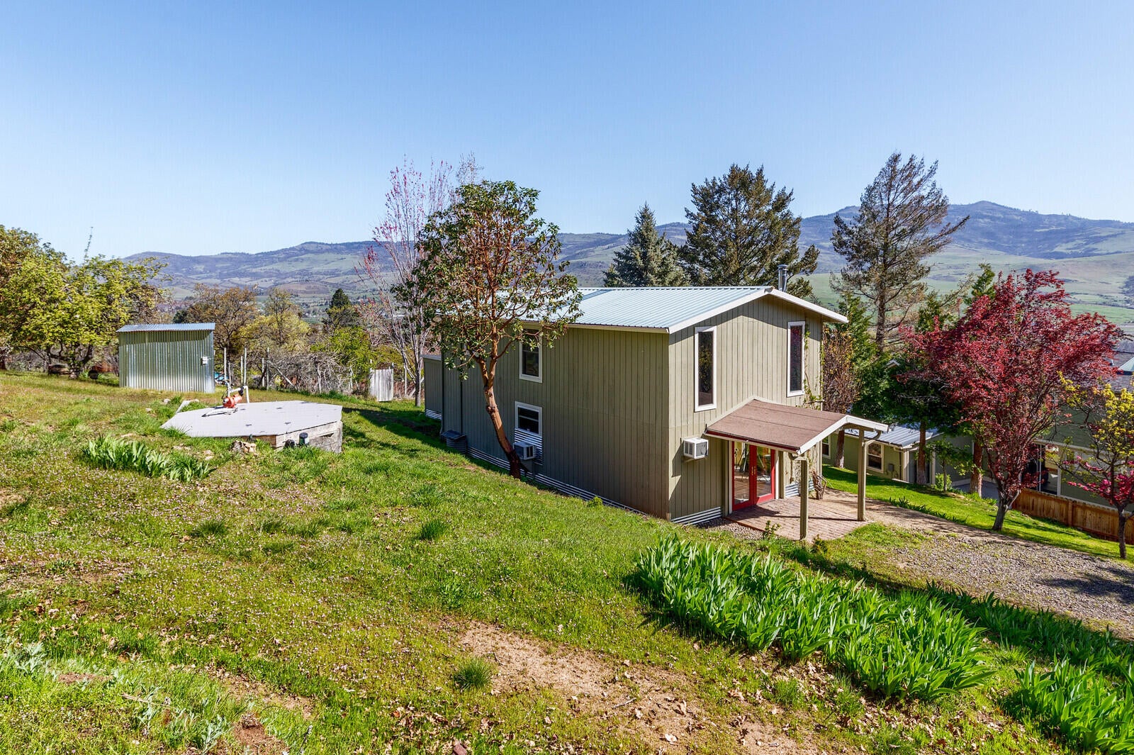 1764 Ashland Mine Road Ashland, OR 97520 - Photo 71 of 95 125_AMR2_27_mls