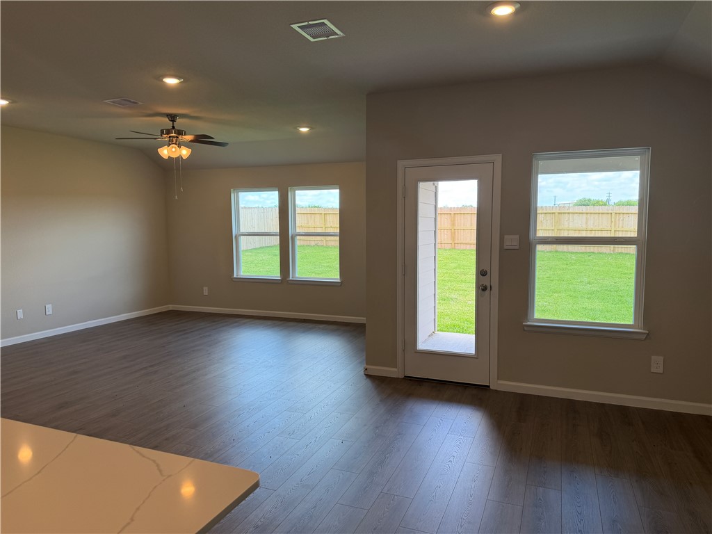 1020 Legrand Street Brenham, TX 77833 - Photo 3 of 9