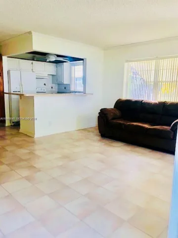 $1,420 | 316 North Camden Street North, Unit 316, West Palm Beach, FL 33417