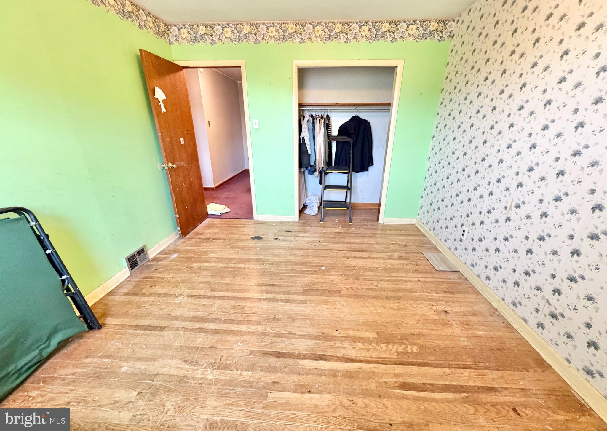 130 Kinsman Road Florence, NJ 08518 - Photo 21 of 36 Bedroom 6