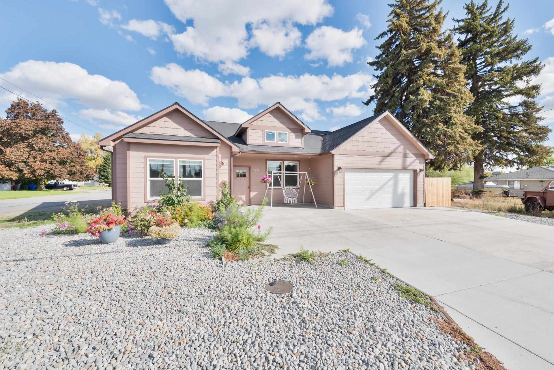 324 North Willow Road Spokane Valley, WA 99206 - Photo 3 of 26