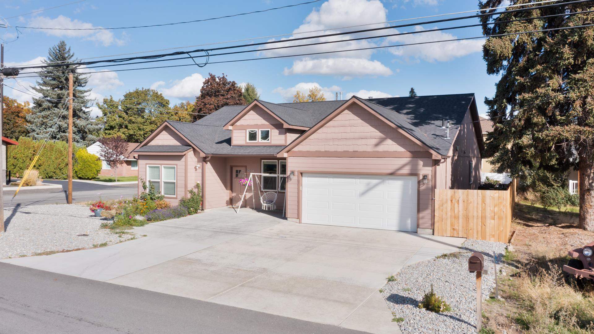 324 North Willow Road Spokane Valley, WA 99206 - Photo 5 of 26