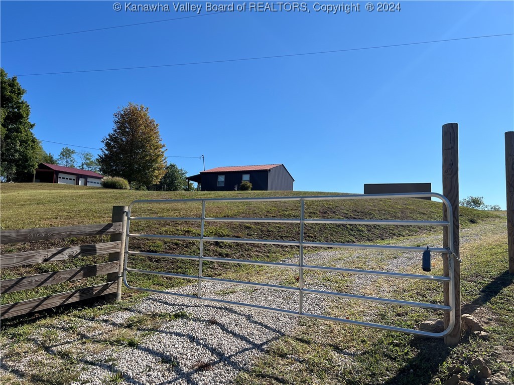 15103 Redmond Ridge Road Gallipolis Ferry, WV 25515 - Photo 14 of 36 Gallery Image 14