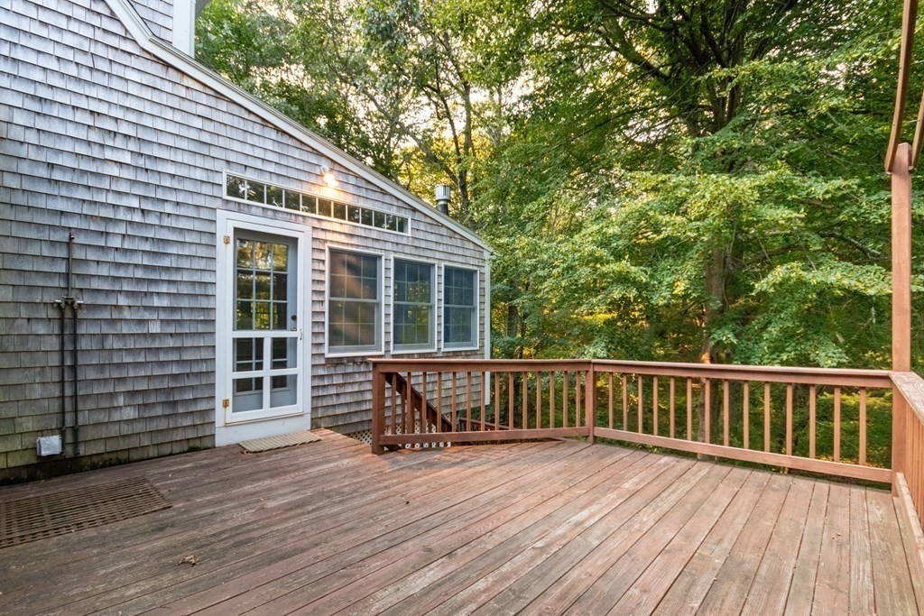 5 Fish House Road Sandwich, MA 02537 - Photo 8 of 35 Gallery Image 8