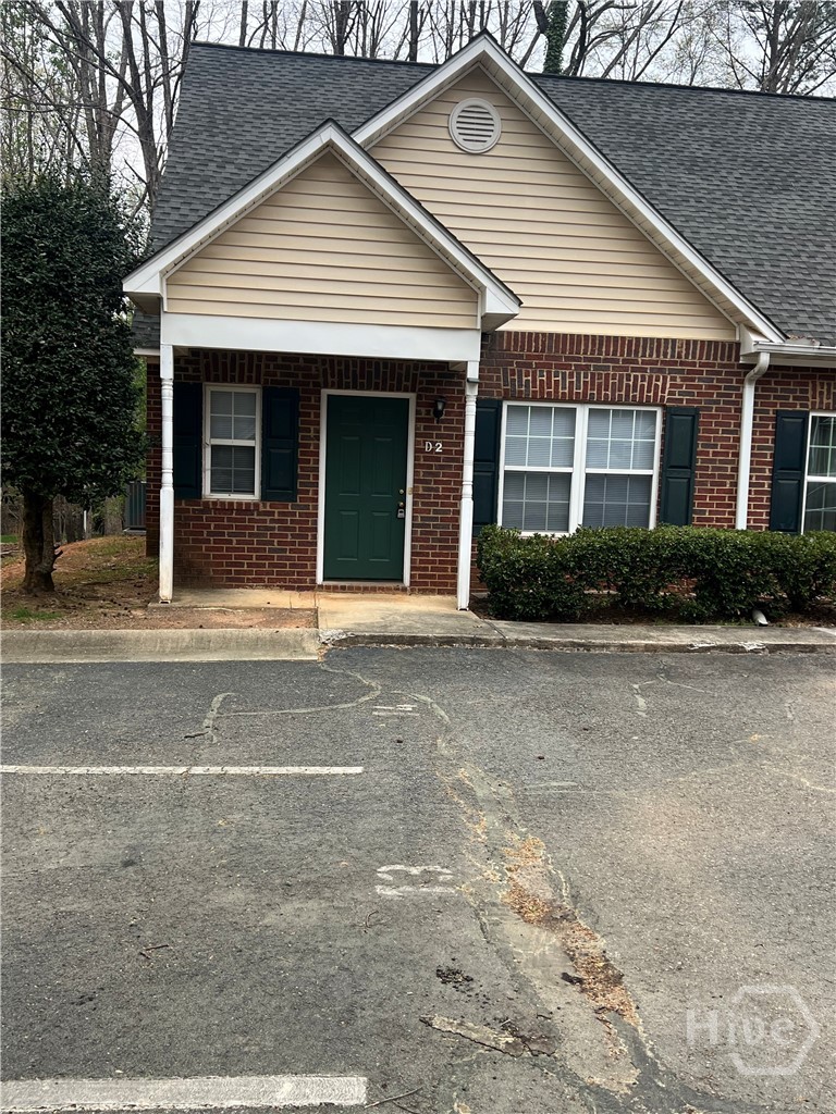 637 Huntington Road, Unit D2 Athens, GA 30606 - Photo 1 of 6 Gallery Image 1