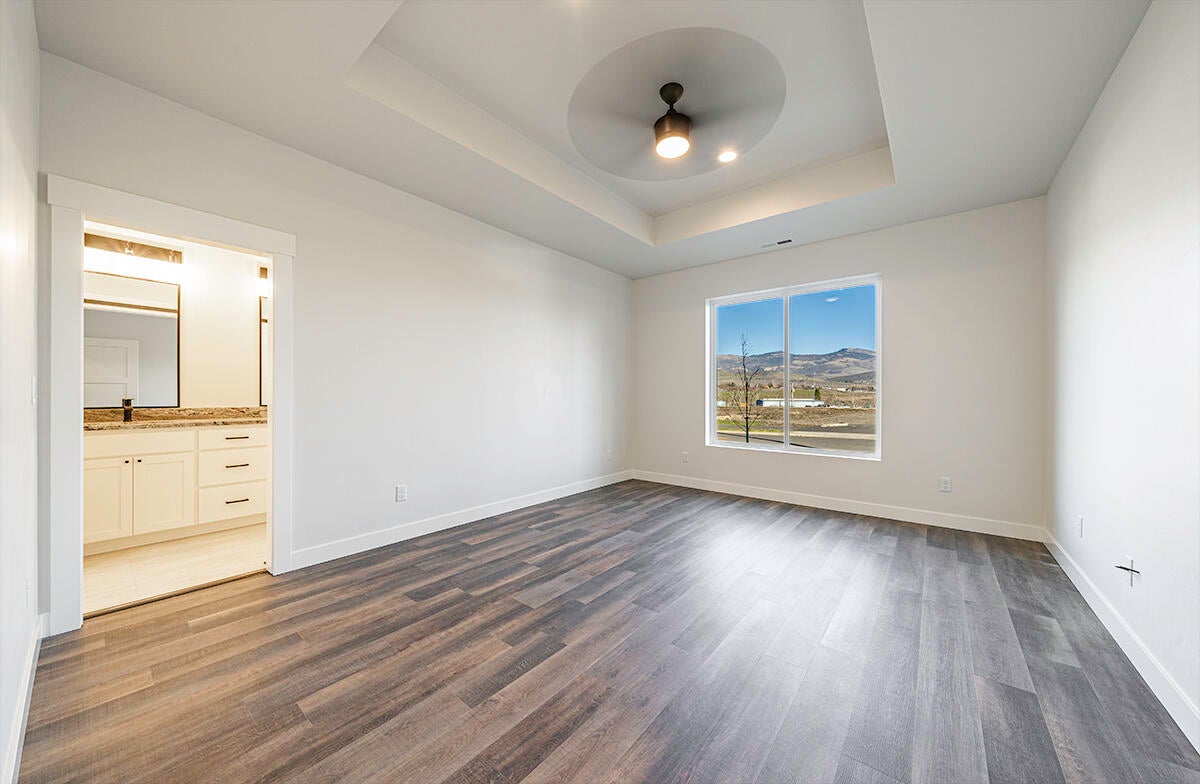 165 Suncrest Road Talent, OR 97540 - Photo 22 of 30 DSC01049-Edit