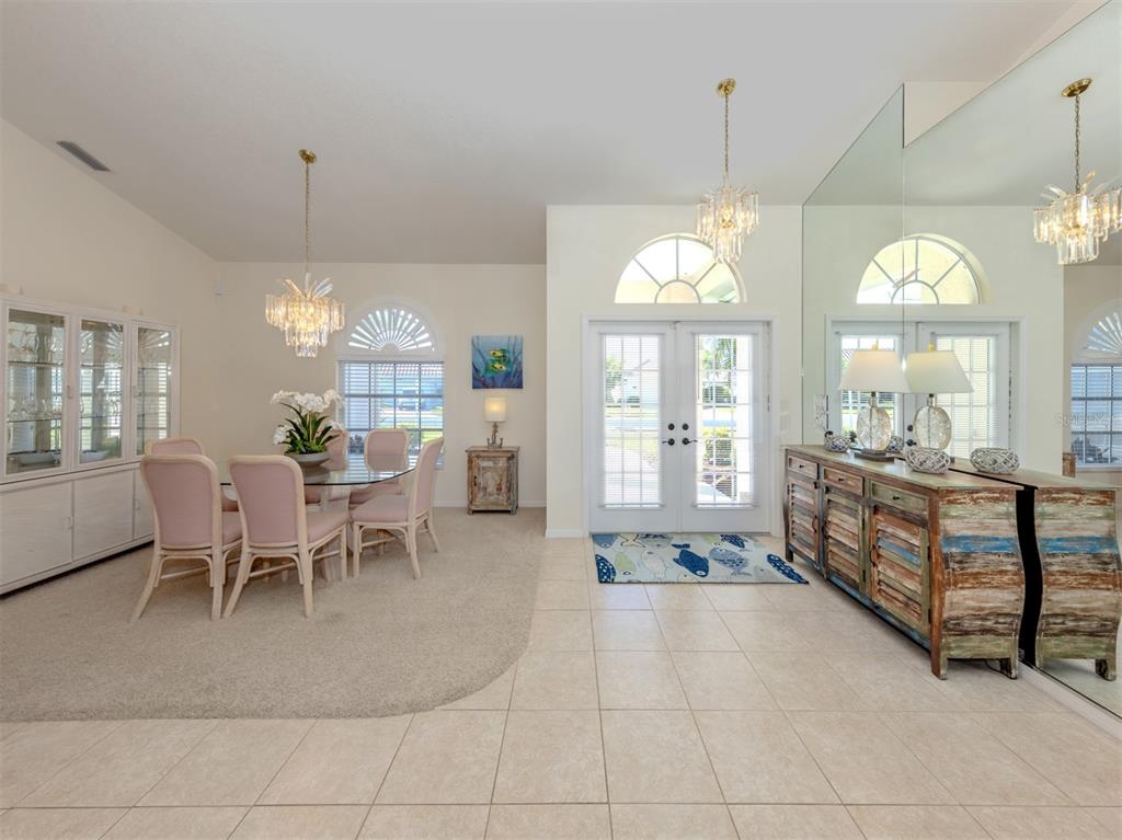 1684 Valley Drive Venice, FL 34292 - Photo 6 of 58