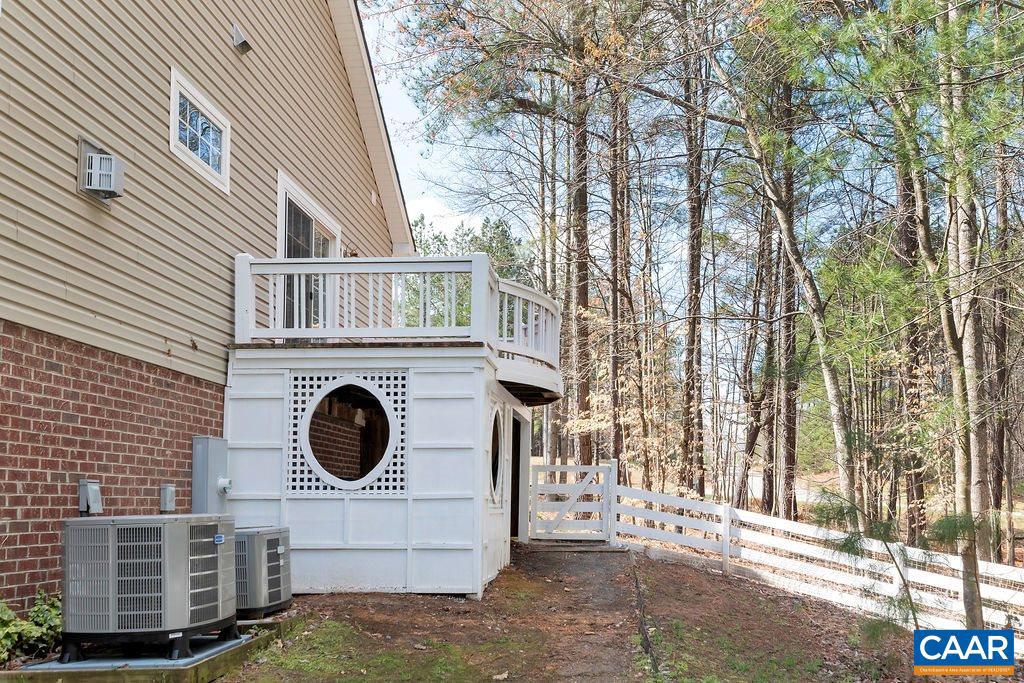 52 Foxmoor Road Troy, VA 22974 - Photo 8 of 56