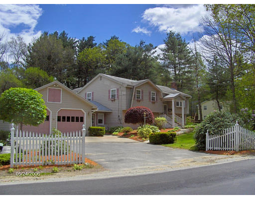 84 Hunt Road Chelmsford, MA 01824 - Photo 1 of 19