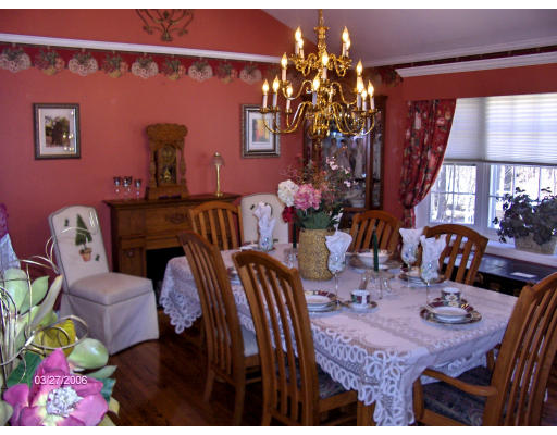 84 Hunt Road Chelmsford, MA 01824 - Photo 11 of 19