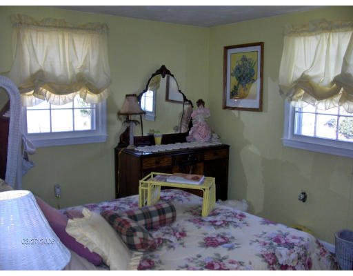 84 Hunt Road Chelmsford, MA 01824 - Photo 14 of 19