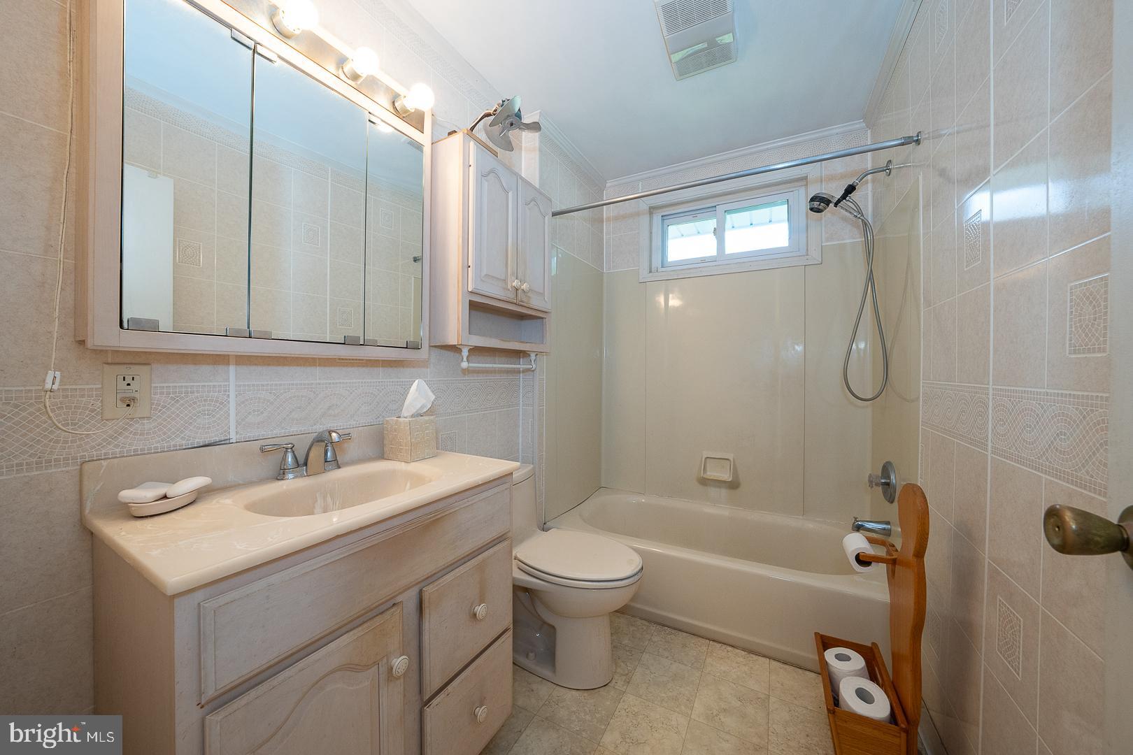 102 Tuscany Road Aston, PA 19014 - Photo 13 of 34 Gallery Image 13