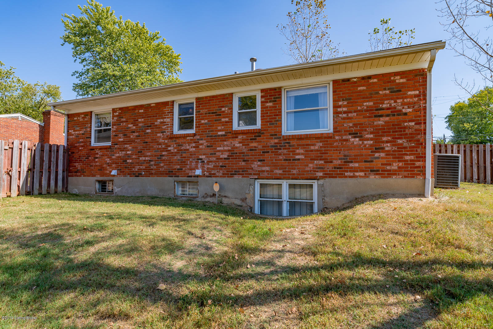 7706 Westbrook Road Louisville, KY 40258 - Photo 36 of 37 7706 Westbrook Rd L-31