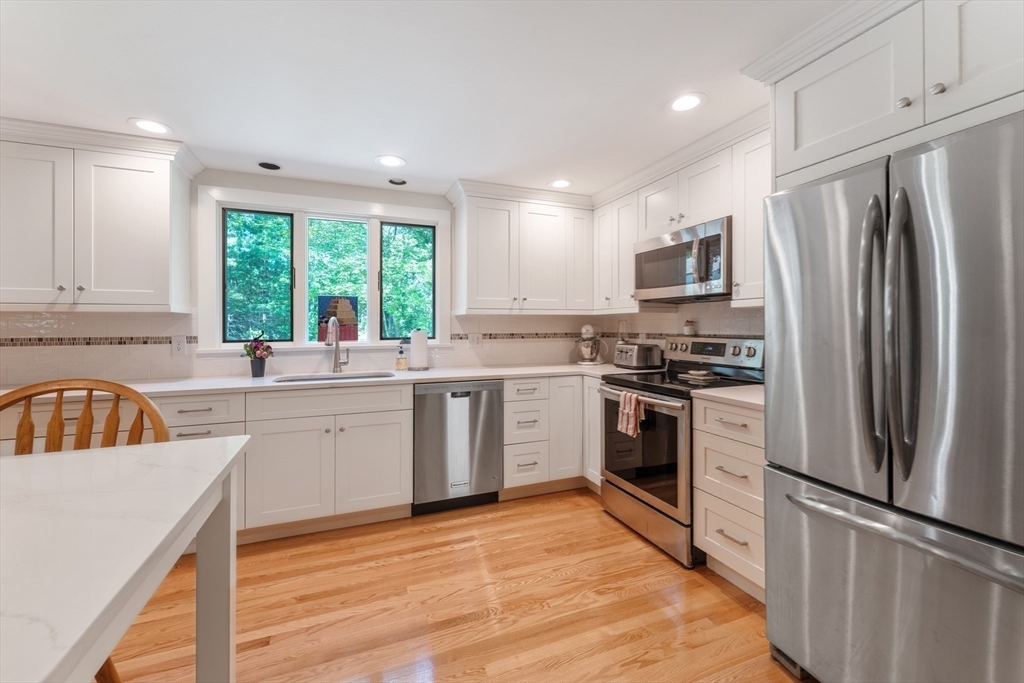 62 Bravender Road Duxbury, MA 02332 - Photo 11 of 35 Gallery Image 11