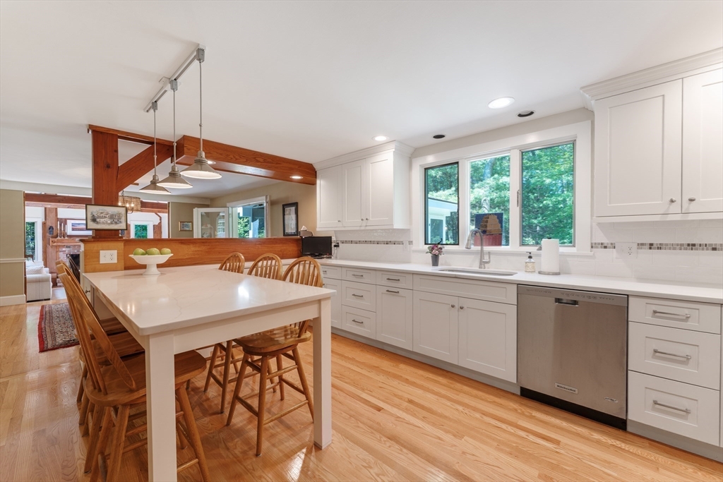 62 Bravender Road Duxbury, MA 02332 - Photo 10 of 35 Gallery Image 10