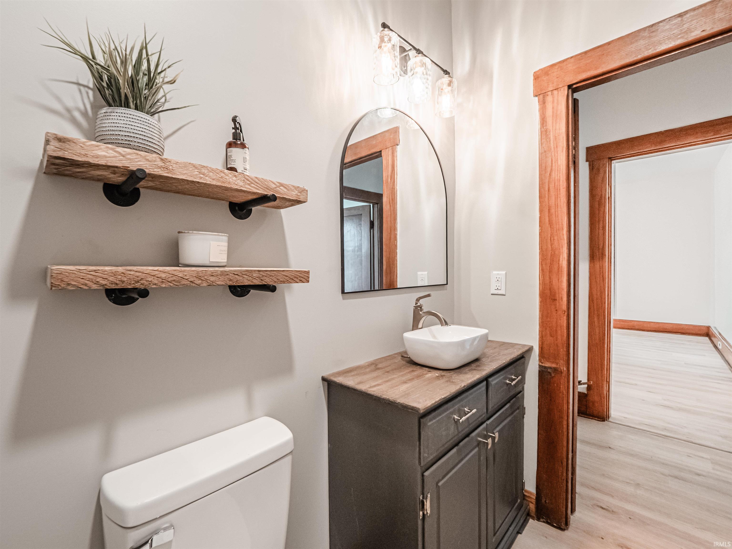 437 Mill Street Mount Vernon, IN 47620 - Photo 14 of 36