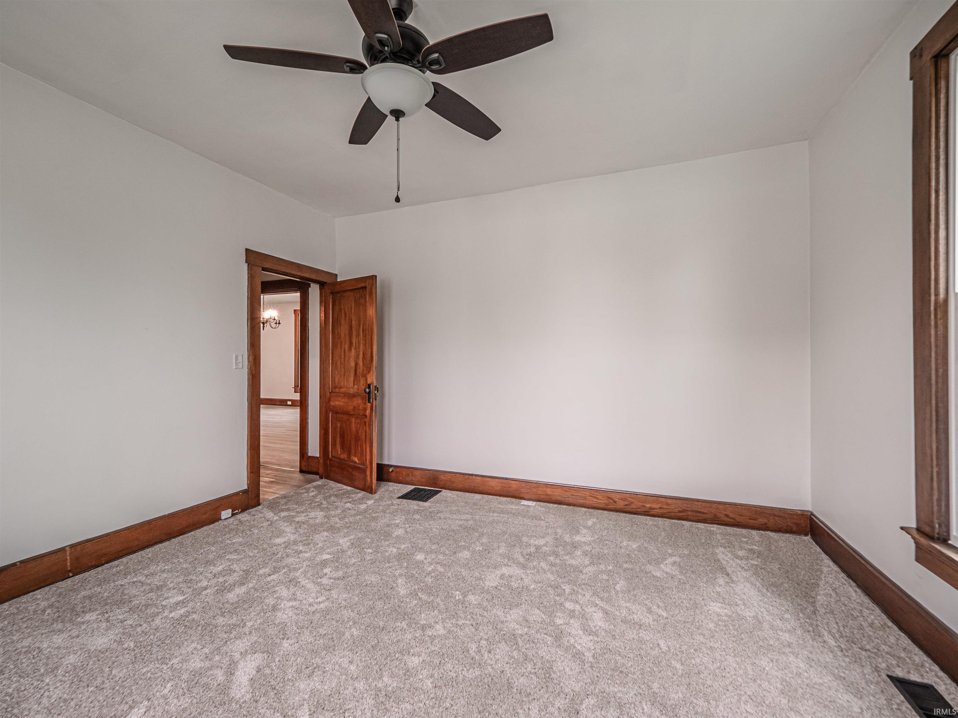 437 Mill Street Mount Vernon, IN 47620 - Photo 19 of 36