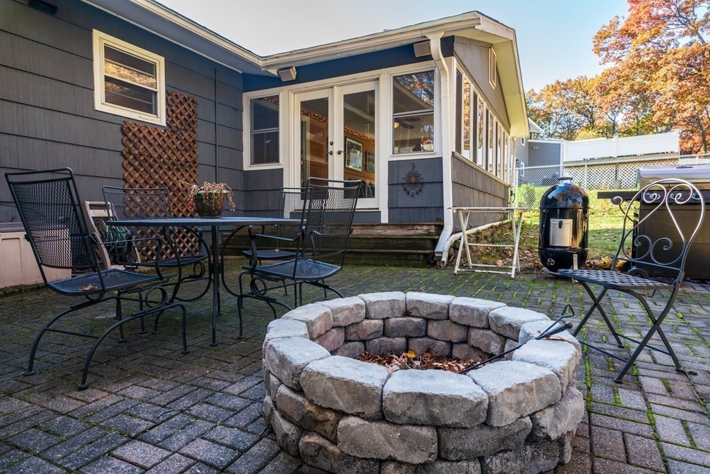 11 Pamela Road Framingham, MA 01701 - Photo 25 of 31