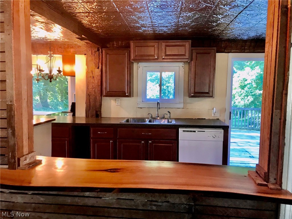 7814 South Ridge Road Madison, OH 44057 - Photo 9 of 35