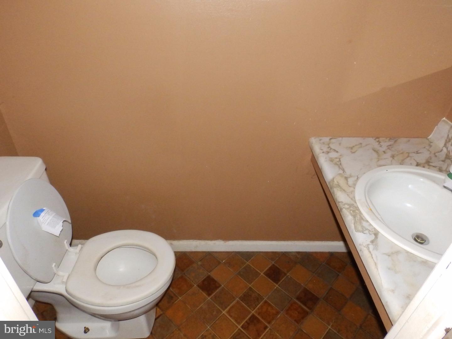 707 Timber Creek Road Lindenwold, NJ 08021 - Photo 9 of 18 Bathroom