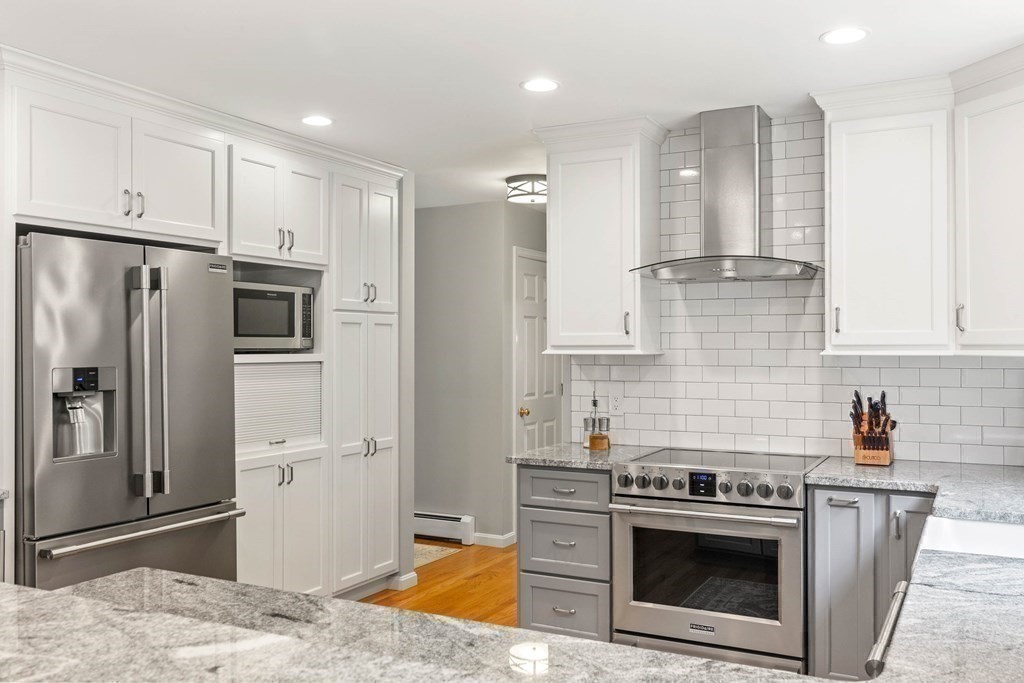 81 Bailey Road Andover, MA 01810 - Photo 8 of 41