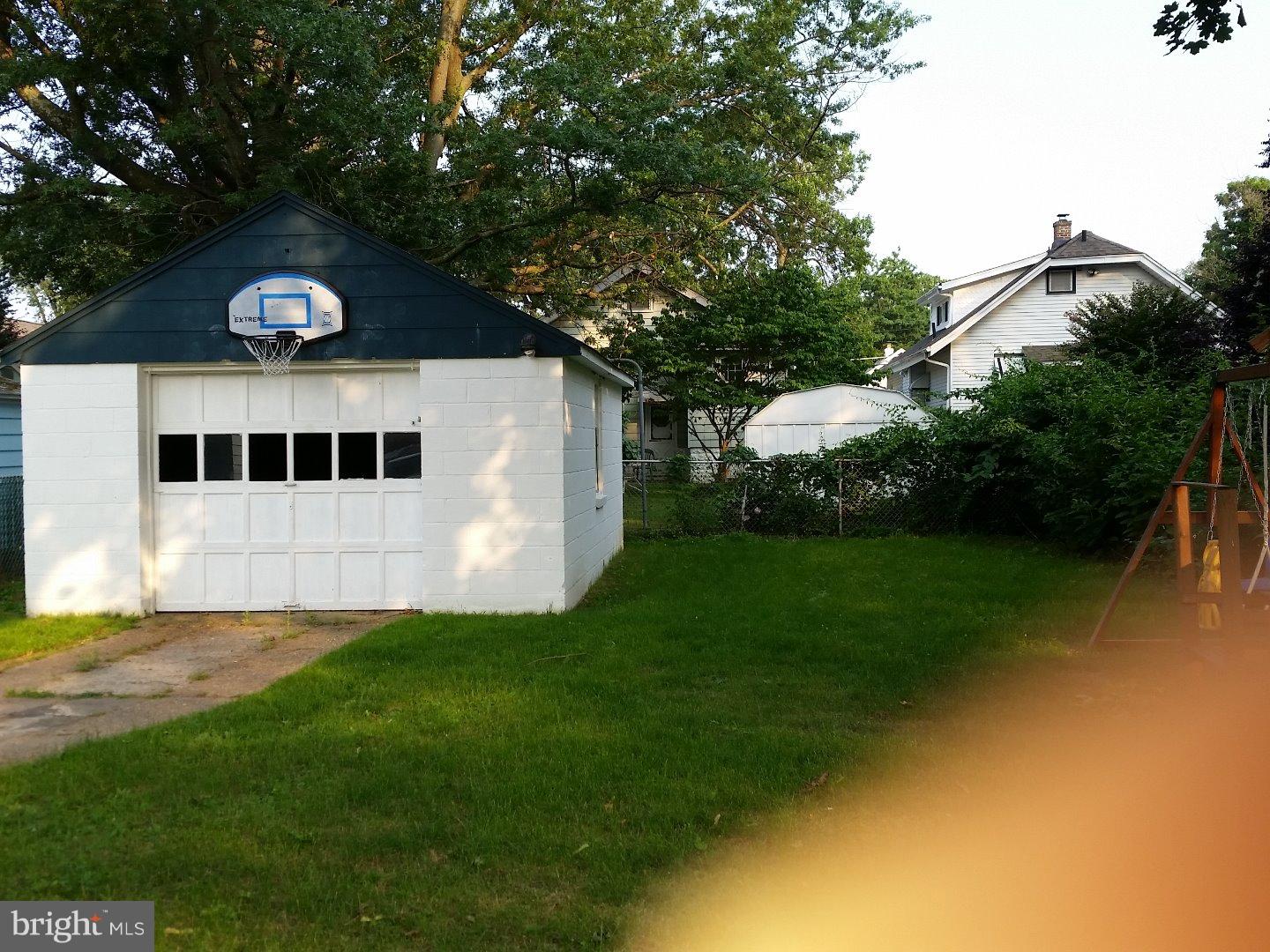 168 Carlisle Road Audubon, NJ 08106 - Photo 3 of 18 Garage
