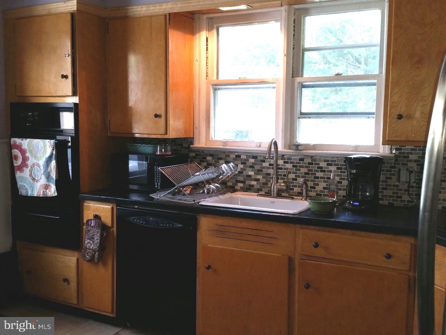 168 Carlisle Road Audubon, NJ 08106 - Photo 7 of 18 Kitchen