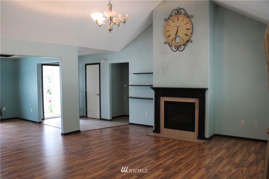 181 East Leffler Loop Road Grapeview, WA 98546 - Photo 2 of 23 Gallery Image 2
