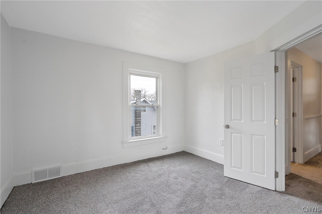 409 North 6th Street Fulton, NY 13069 - Photo 12 of 17