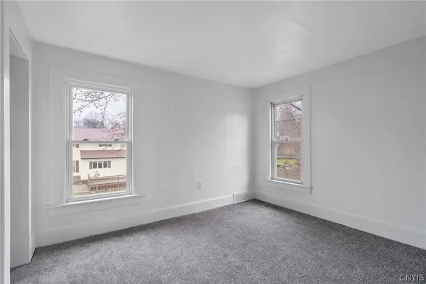 $1,300 | 409 North 6th Street, Fulton, NY 13069