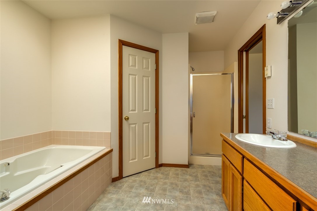 37401 Olympic View Road Northeast Hansville, WA 98340 - Photo 12 of 23 Gallery Image 12